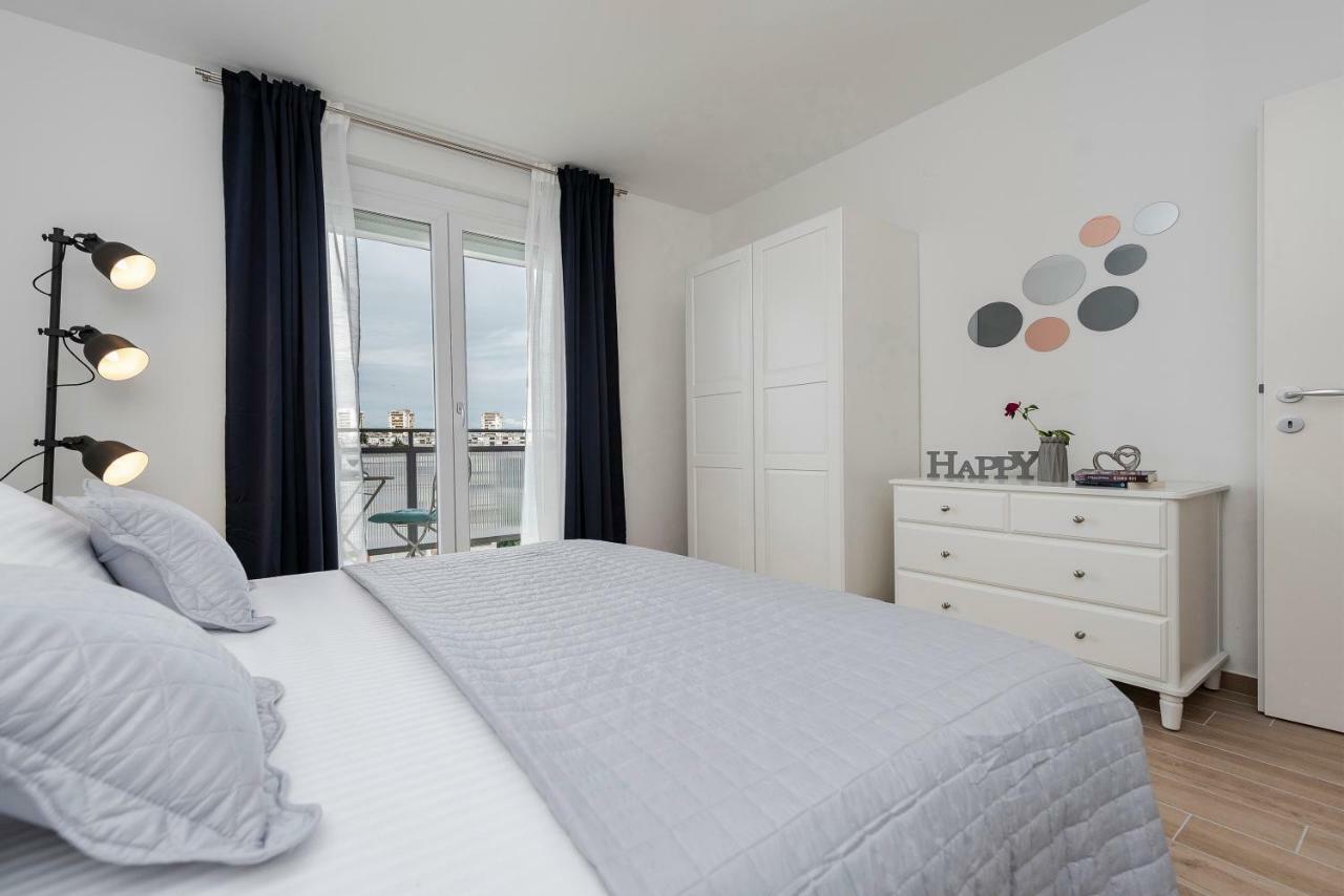 Seven Apartman Apartment Zadar Exterior photo